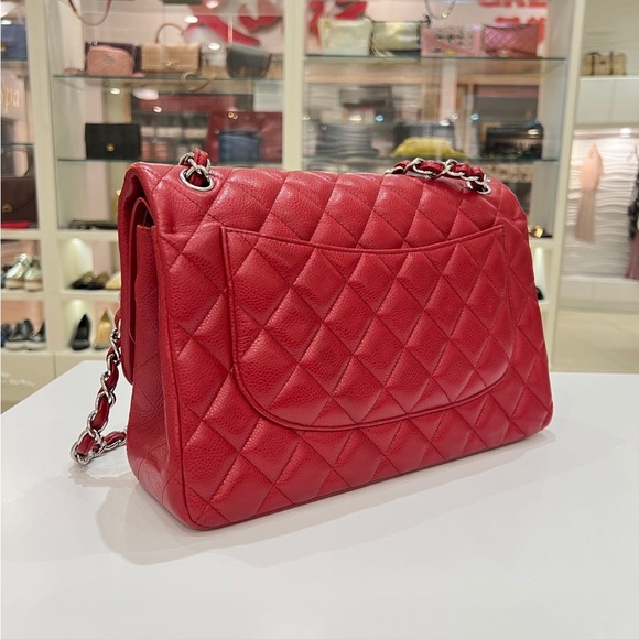 Chanel Caviar Quilted Jumbo Double Flap Red - Picture 2 of 9